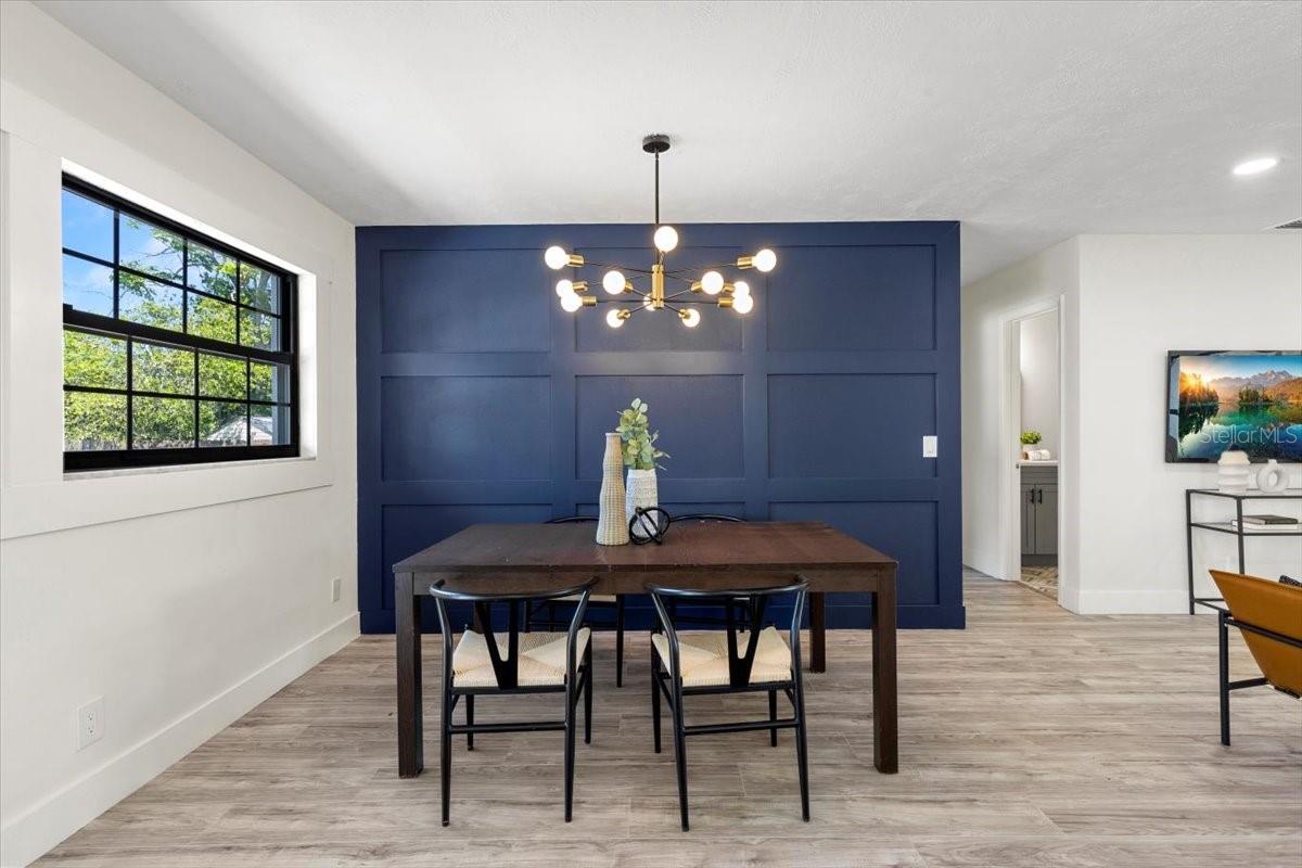 3325 W PARIS ST, TAMPA, FL, 33614