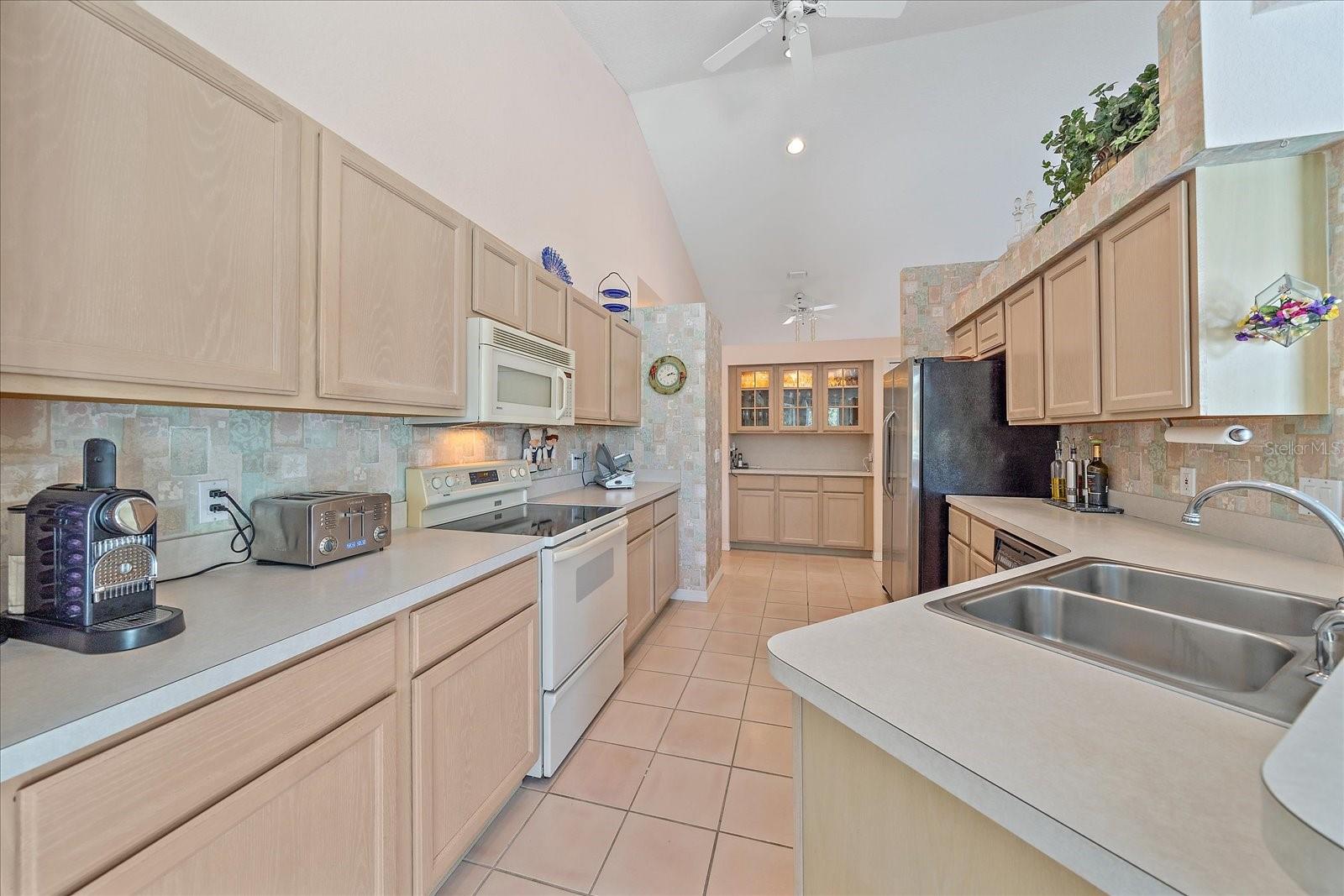 6715 MISTFLOWER GLN, LAKEWOOD RANCH, FL, 34202