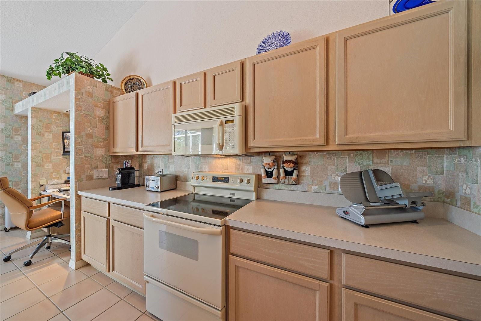 6715 MISTFLOWER GLN, LAKEWOOD RANCH, FL, 34202