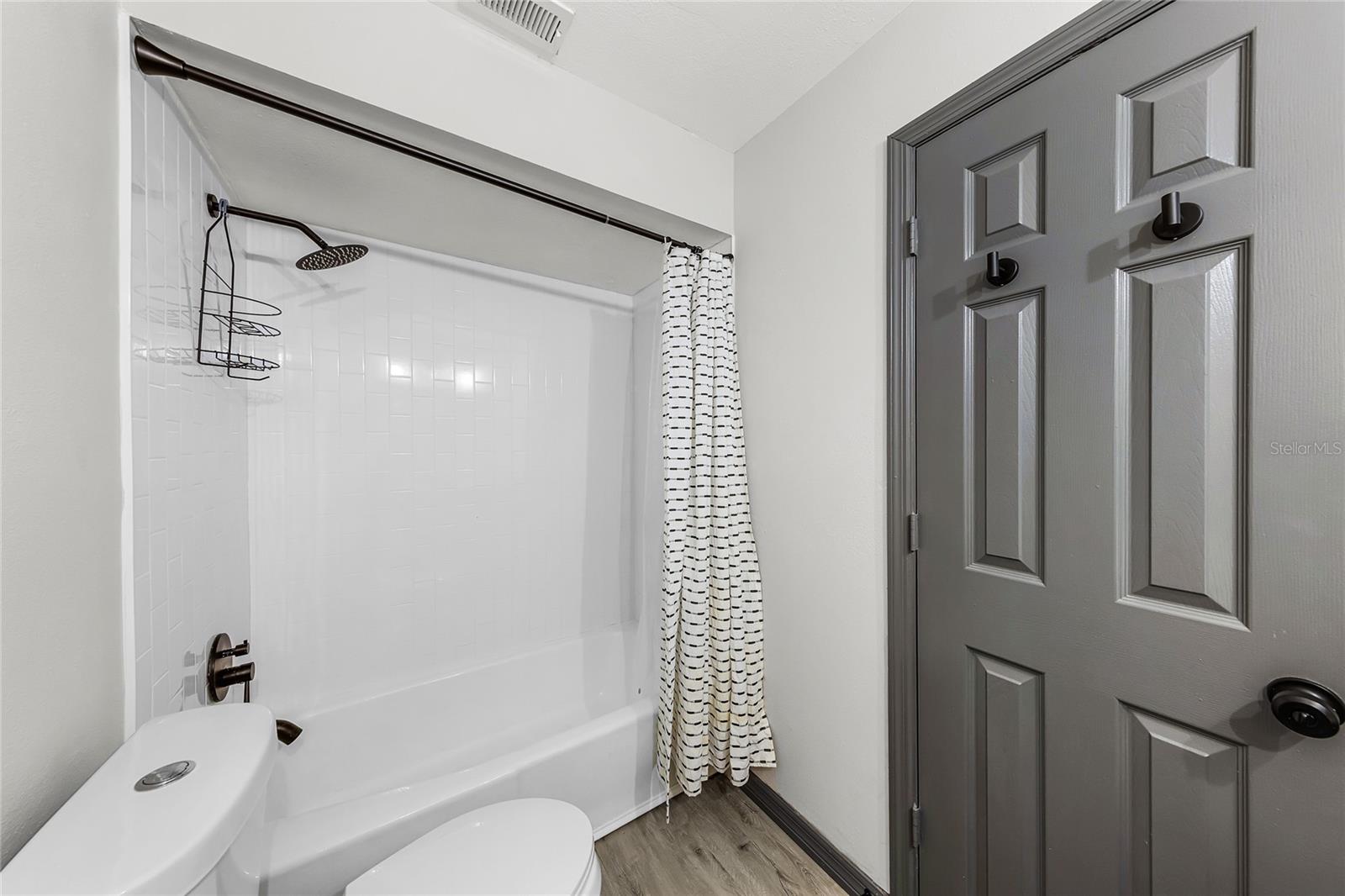 3561 CALGARY LN, MOUNT DORA, FL, 32757