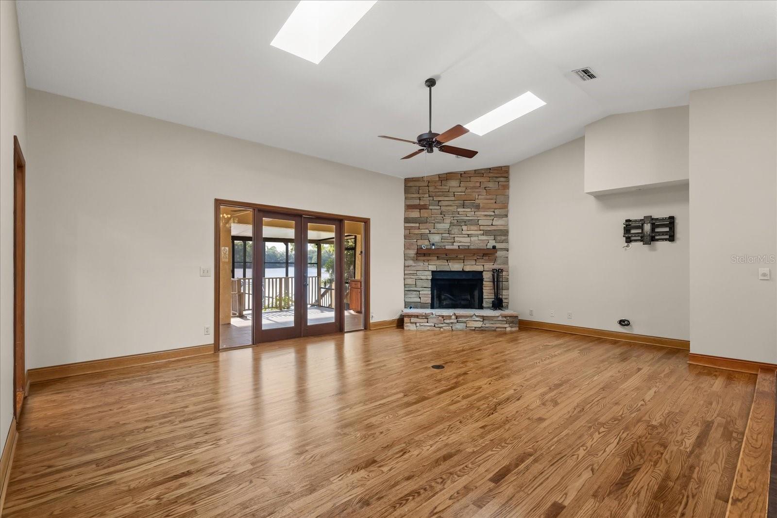 1227 BAYPOINT CT, LONGWOOD, FL, 32750