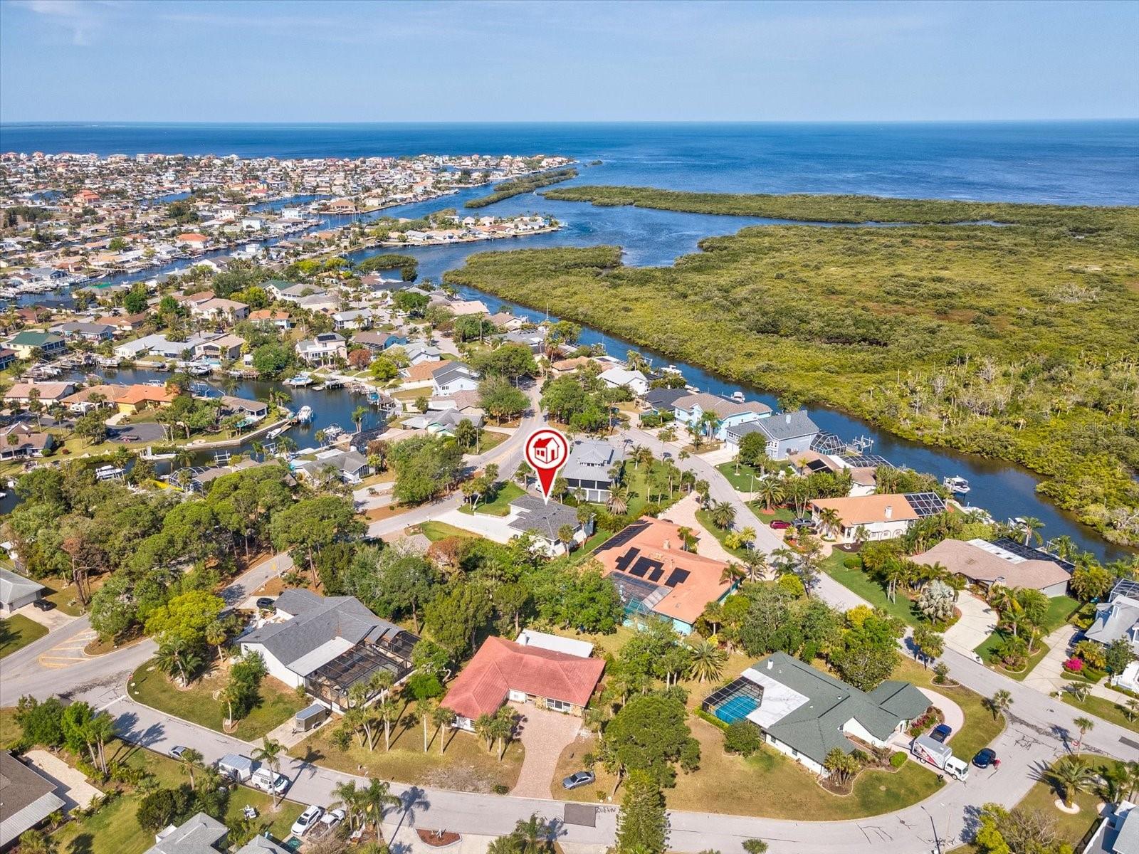 4237 MARINE PKWY, NEW PORT RICHEY, FL, 34652