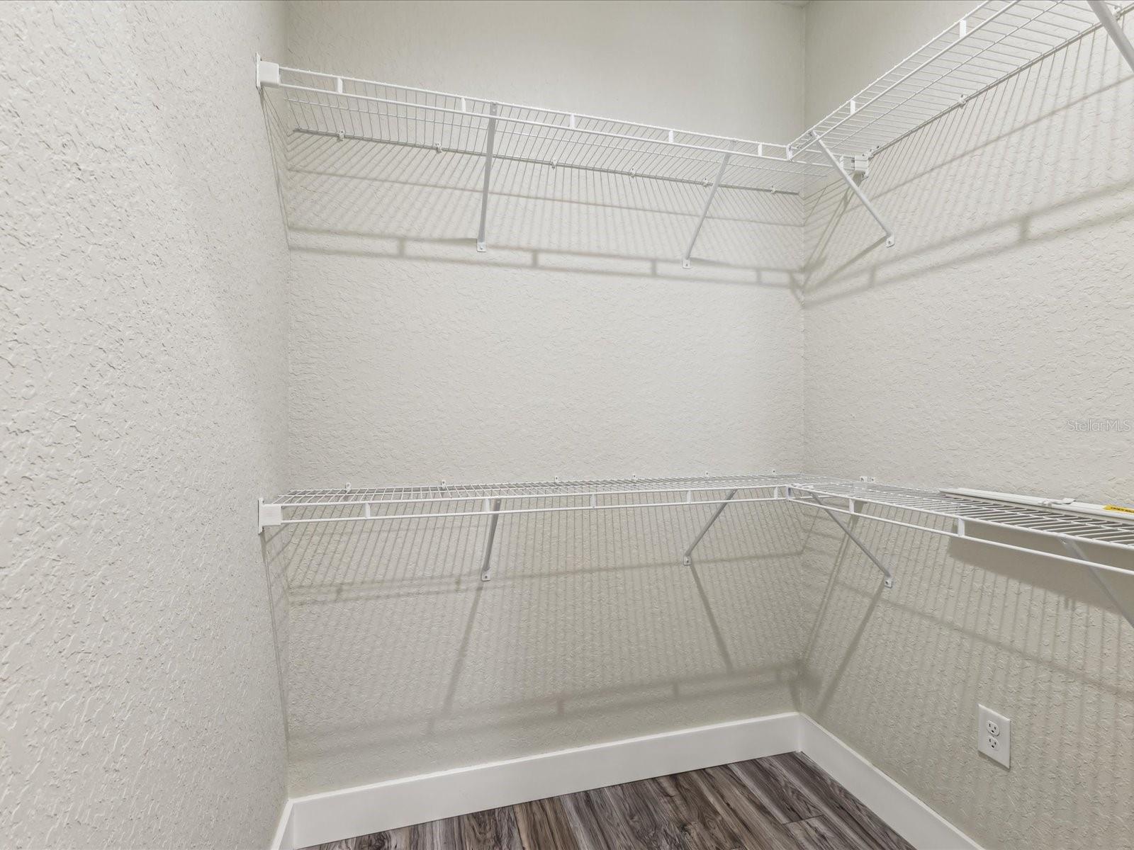 4237 MARINE PKWY, NEW PORT RICHEY, FL, 34652