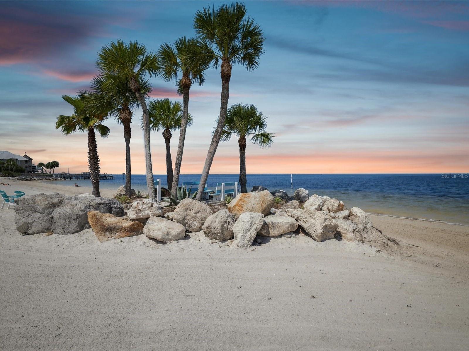 4237 MARINE PKWY, NEW PORT RICHEY, FL, 34652