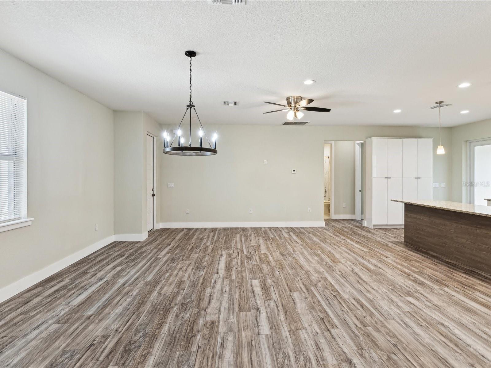 4237 MARINE PKWY, NEW PORT RICHEY, FL, 34652