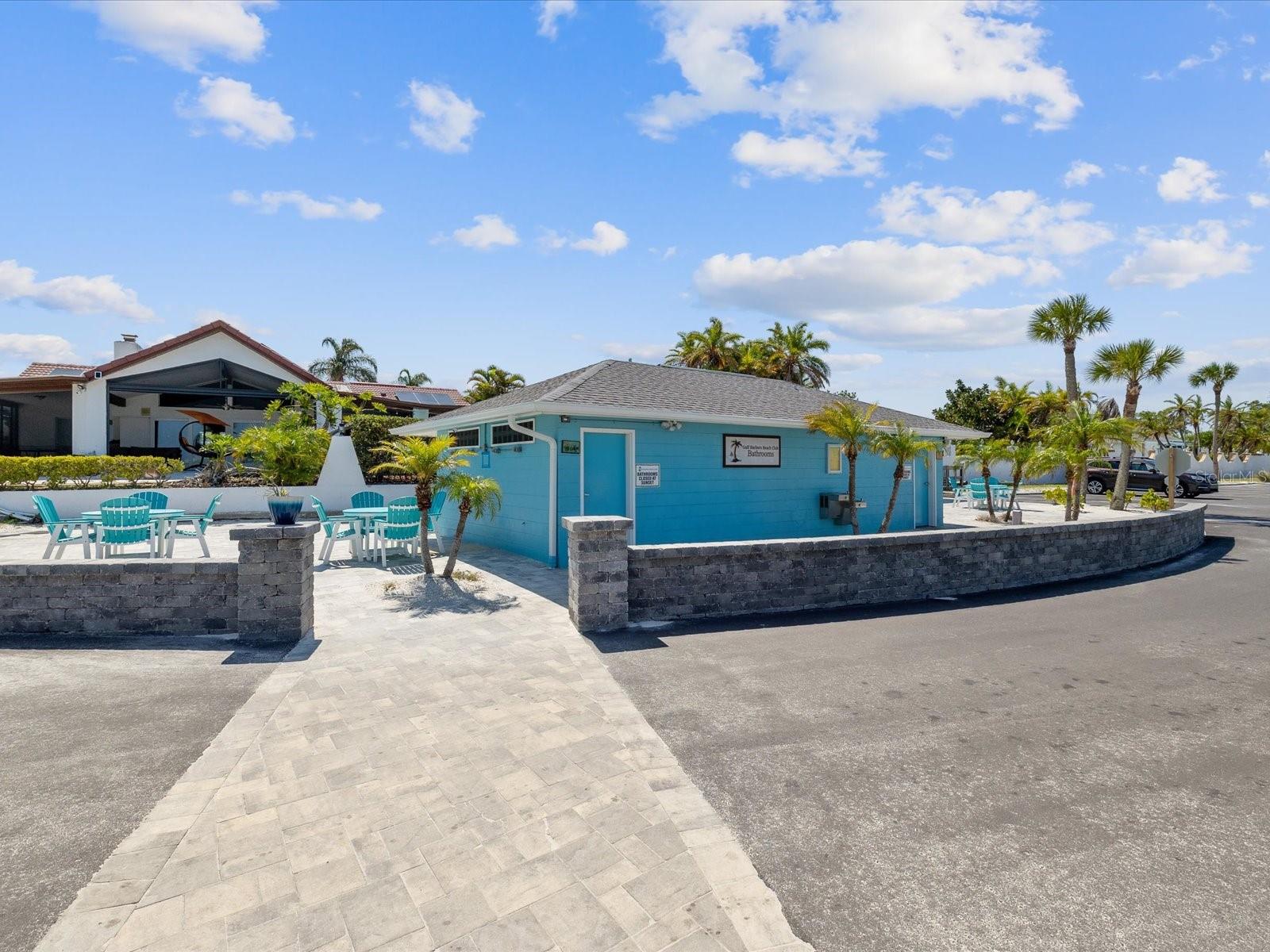 4237 MARINE PKWY, NEW PORT RICHEY, FL, 34652