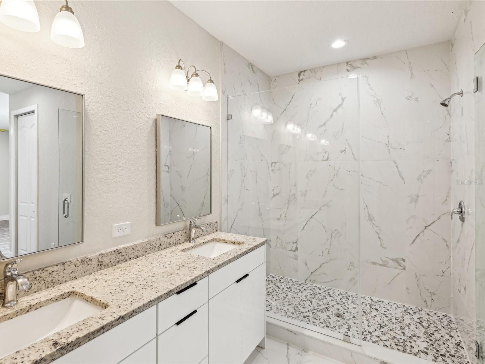 4237 MARINE PKWY, NEW PORT RICHEY, FL, 34652