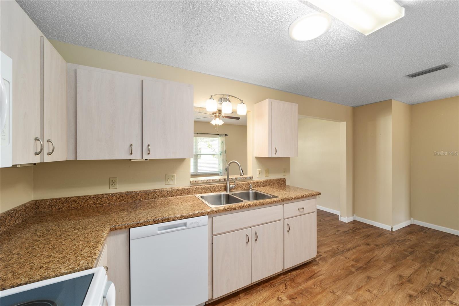 9728 SW 94TH AVE #D, OCALA, FL, 34481