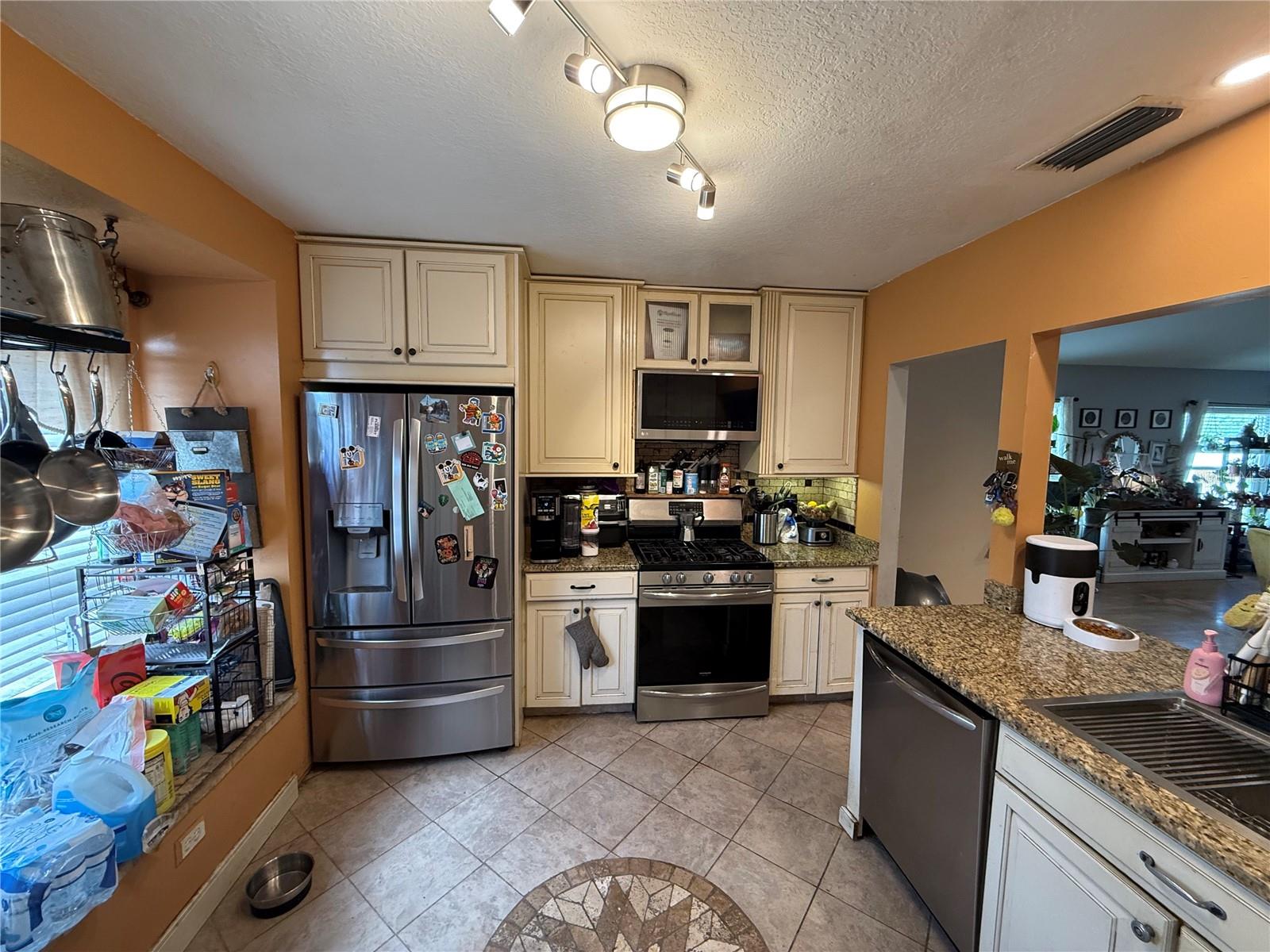 1611 HULETT DR, BRANDON, FL, 33511