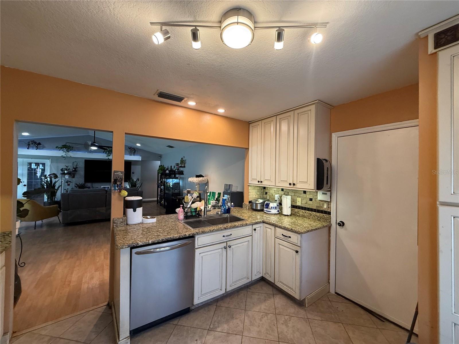 1611 HULETT DR, BRANDON, FL, 33511