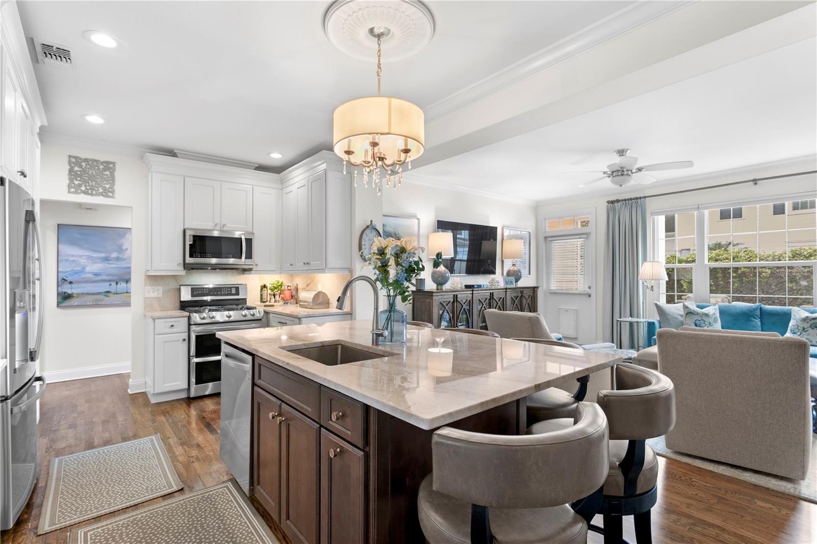 330 INNER HARBOUR CIR, TAMPA, FL, 33602
