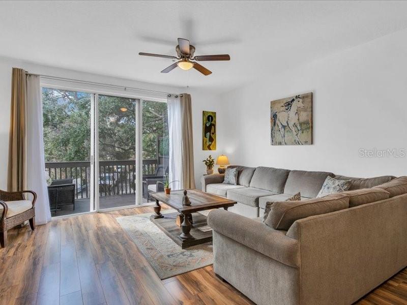 3106 BAYSHORE OAKS DR, TAMPA, FL, 33611