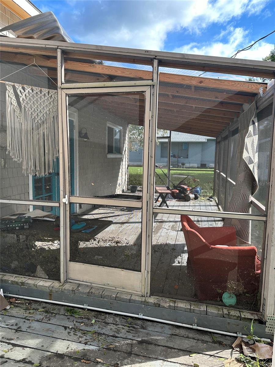 2425 MYRTLE AVE, PUNTA GORDA, FL, 33950
