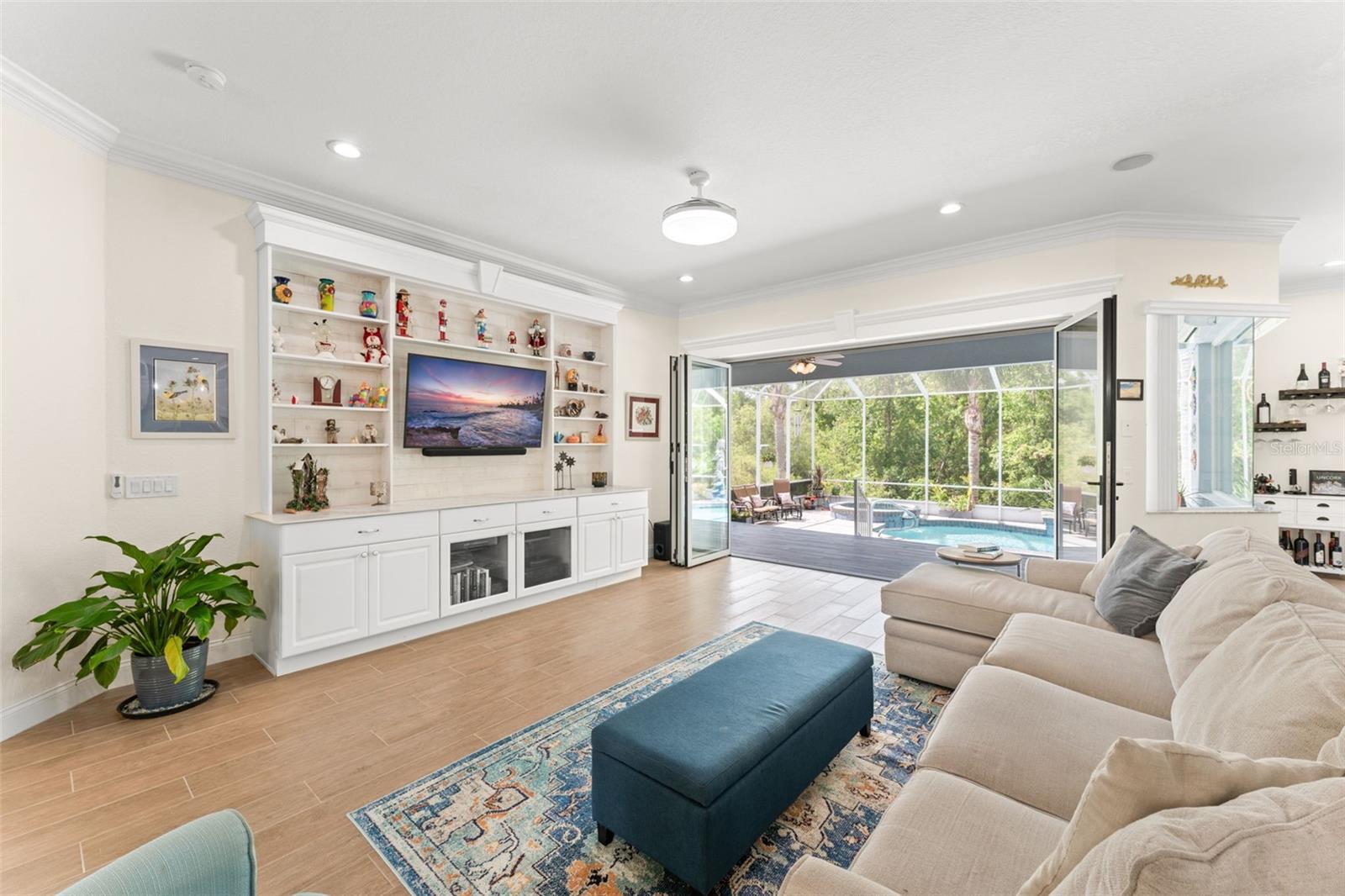 6410 BENDELOW DR, LAKELAND, FL, 33810