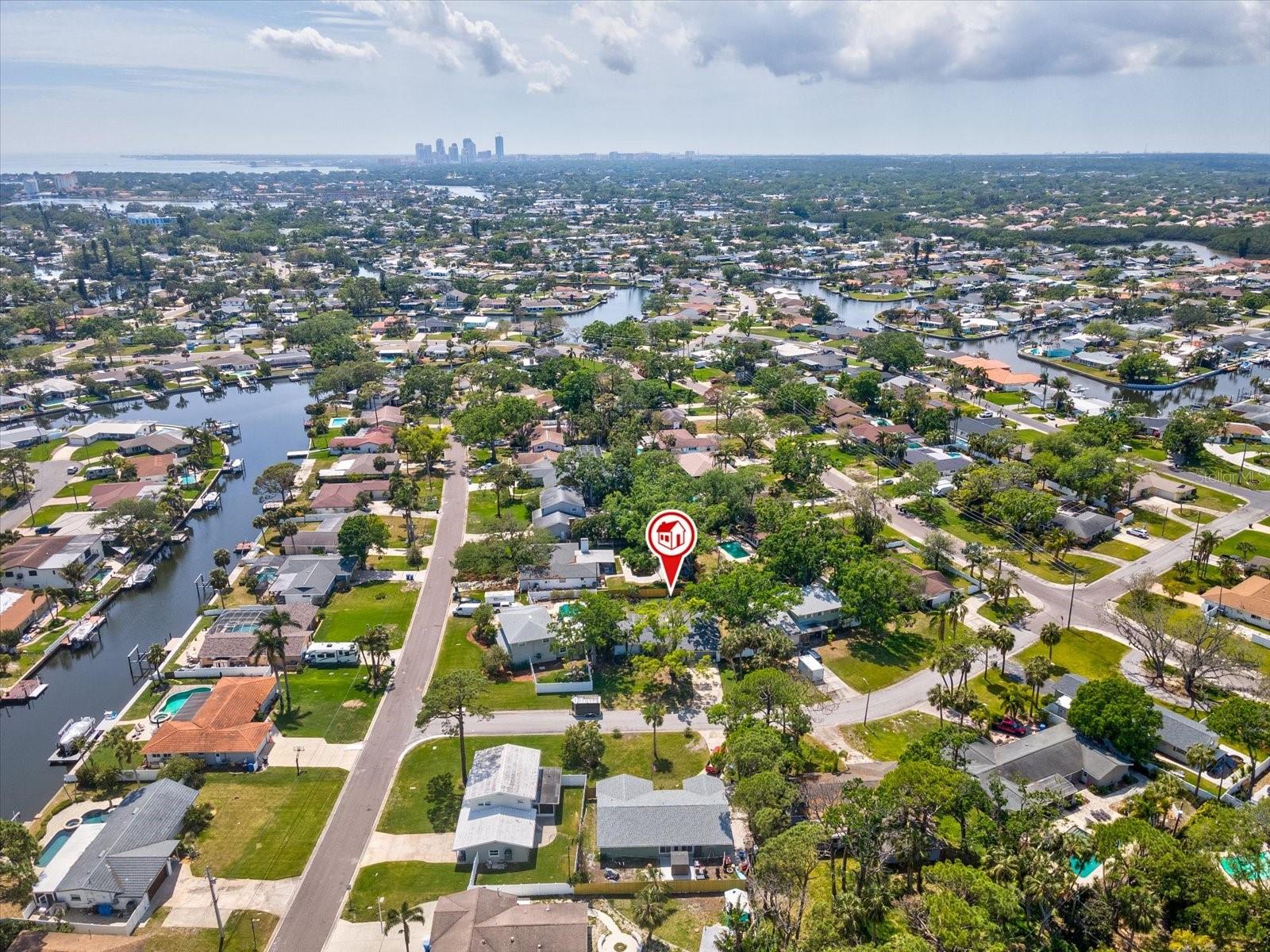 1666 N DAKOTA AVE NE, ST PETERSBURG, FL, 33703
