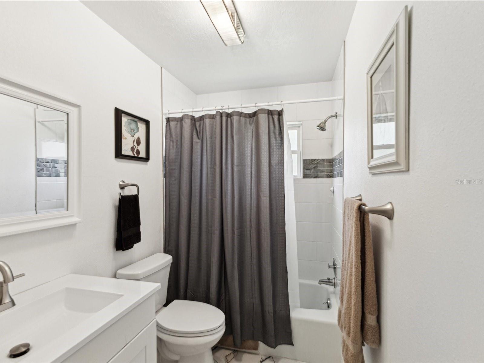 1666 N DAKOTA AVE NE, ST PETERSBURG, FL, 33703