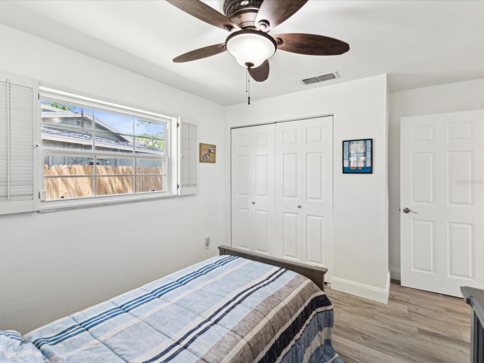 1666 N DAKOTA AVE NE, ST PETERSBURG, FL, 33703