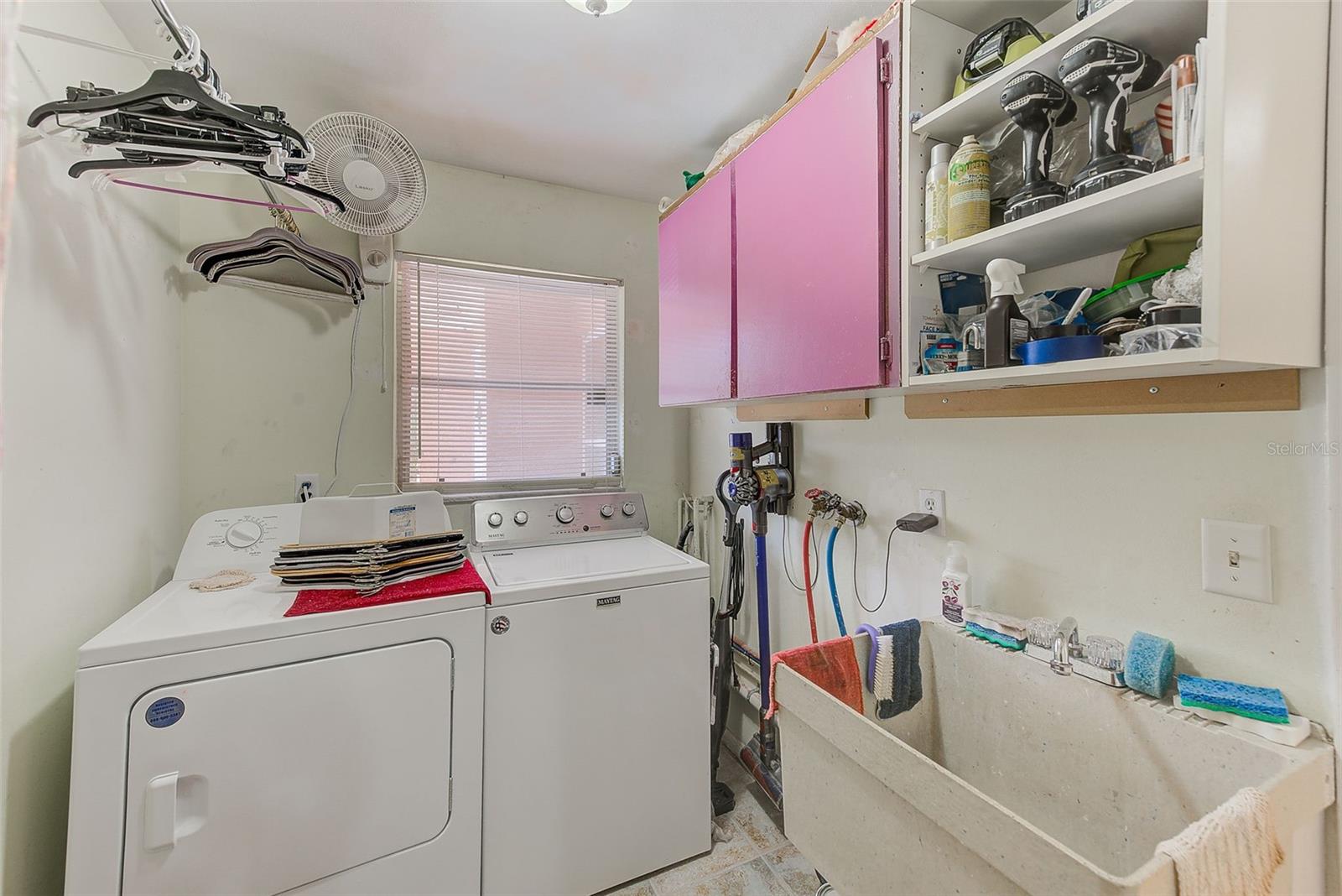 1895 LAKE JUDY LEE DR, LARGO, FL, 33771