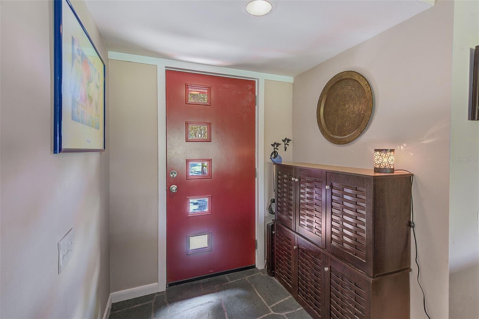 1895 LAKE JUDY LEE DR, LARGO, FL, 33771