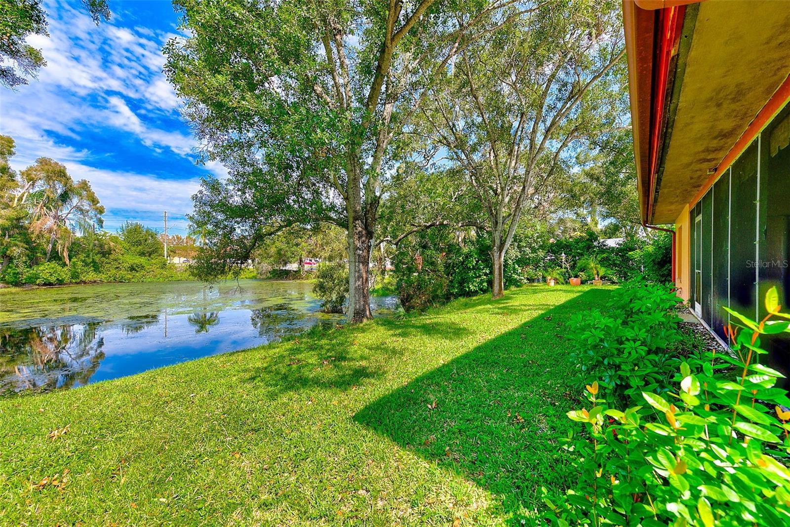 1895 LAKE JUDY LEE DR, LARGO, FL, 33771