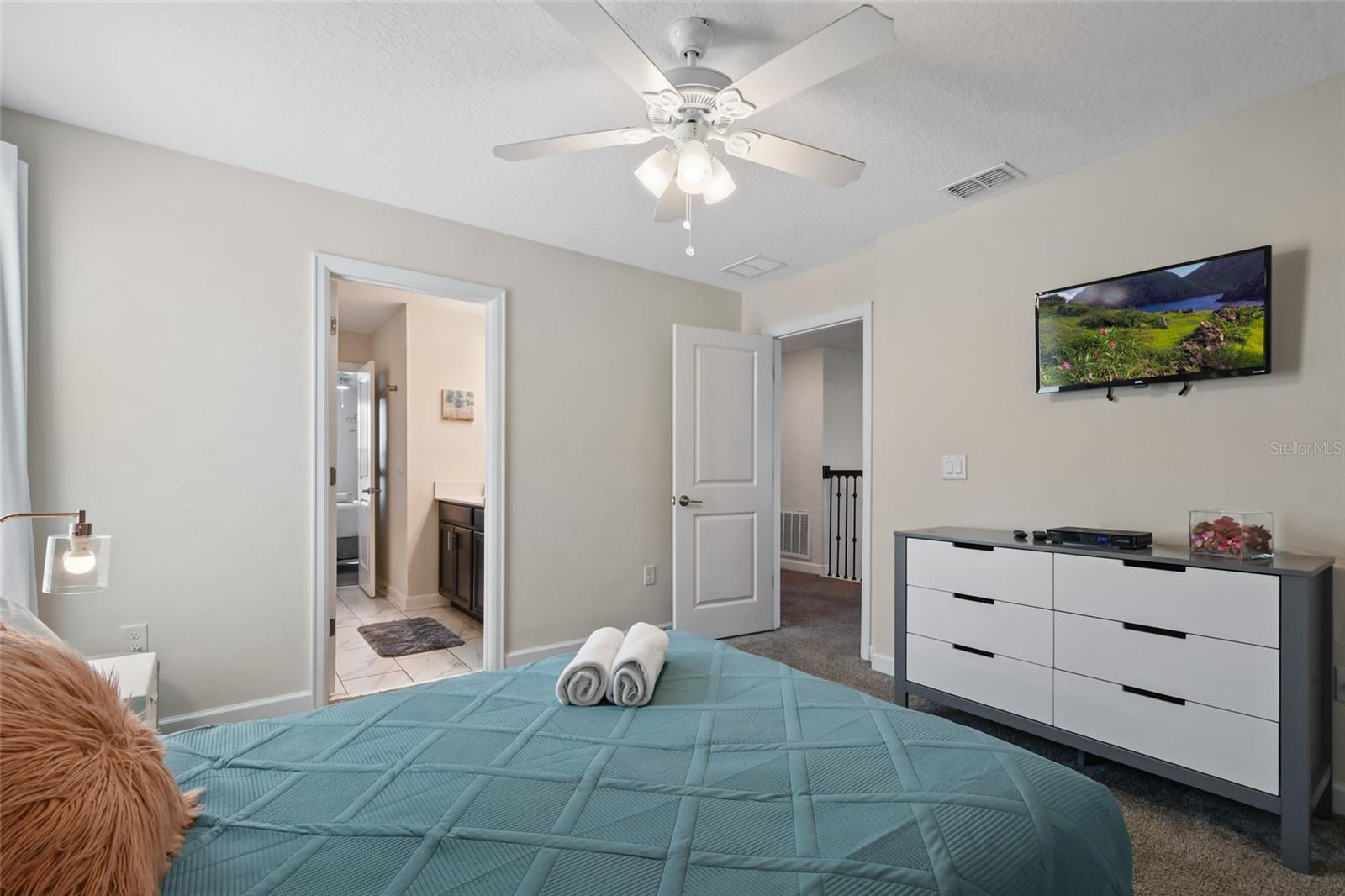 8842 CABOT CLIFFS DR, DAVENPORT, FL, 33896