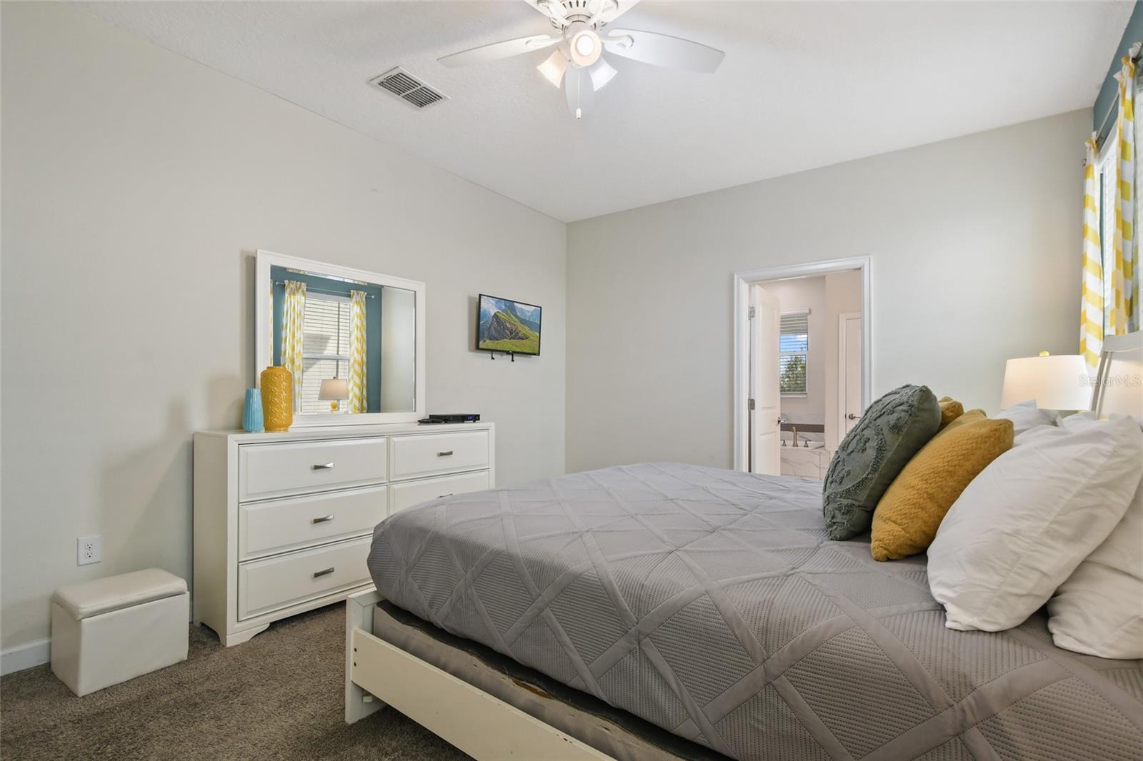 8842 CABOT CLIFFS DR, DAVENPORT, FL, 33896
