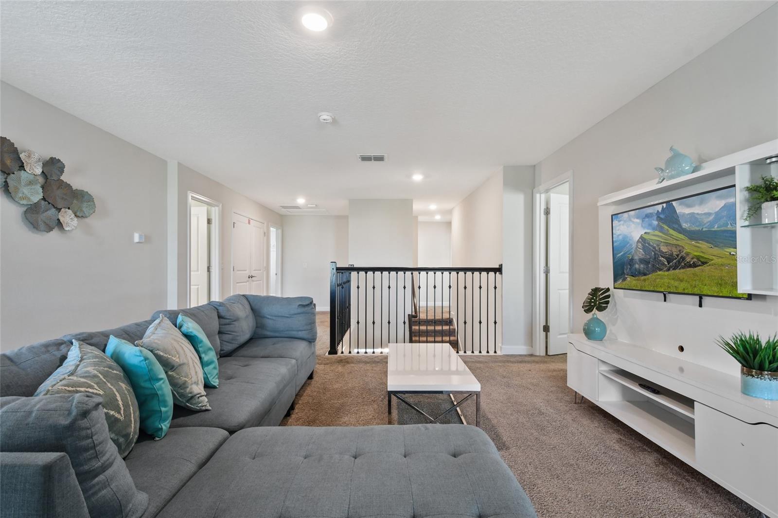 8842 CABOT CLIFFS DR, DAVENPORT, FL, 33896
