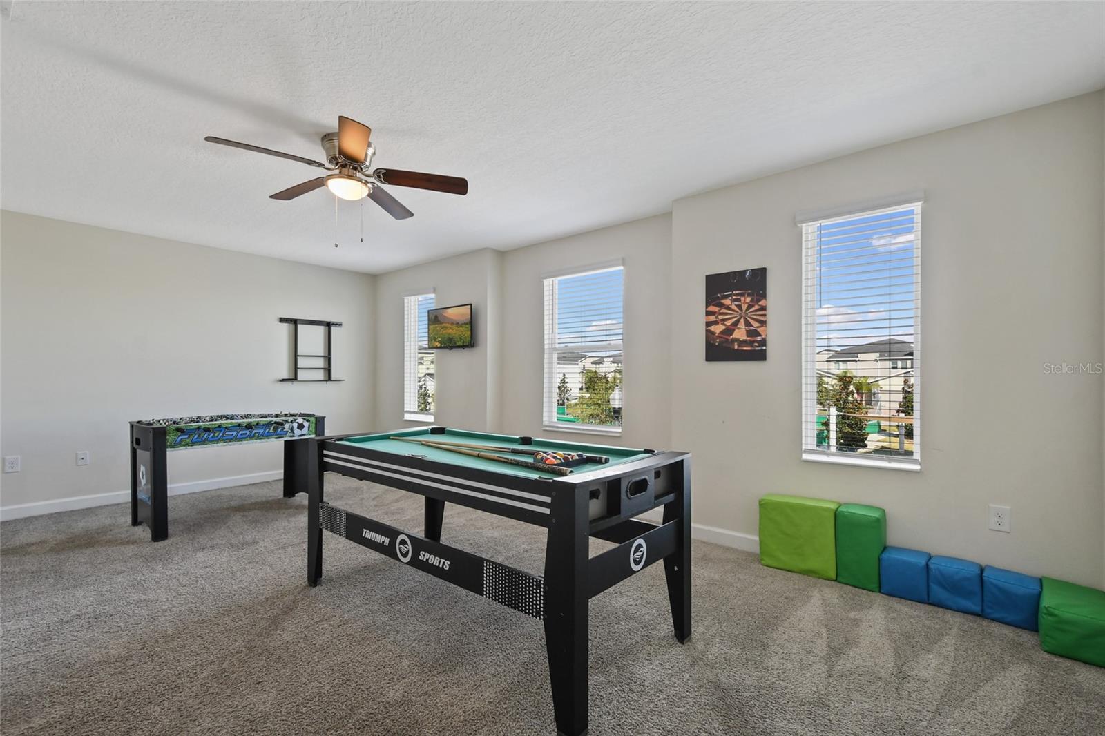 8842 CABOT CLIFFS DR, DAVENPORT, FL, 33896