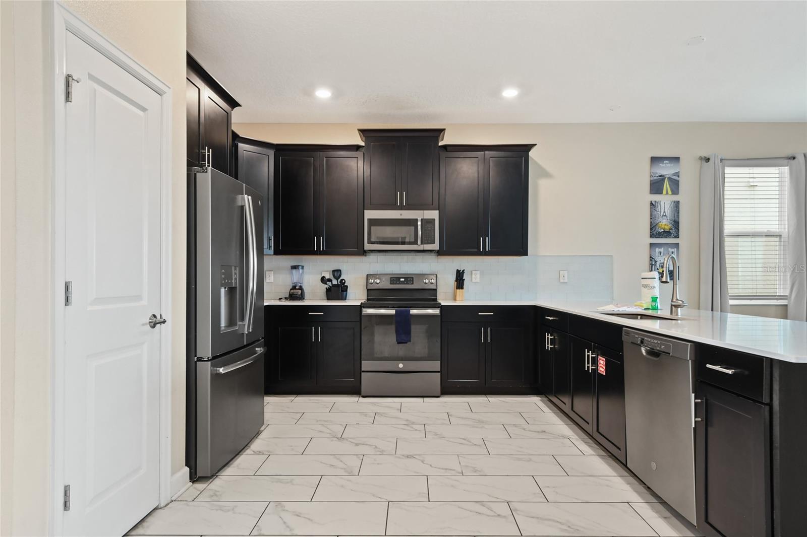 8842 CABOT CLIFFS DR, DAVENPORT, FL, 33896