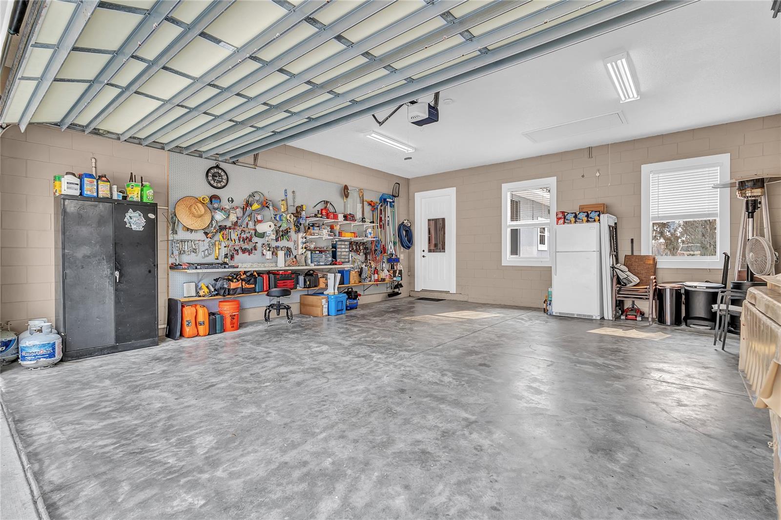 11619 LANE PARK RD, TAVARES, FL, 32778