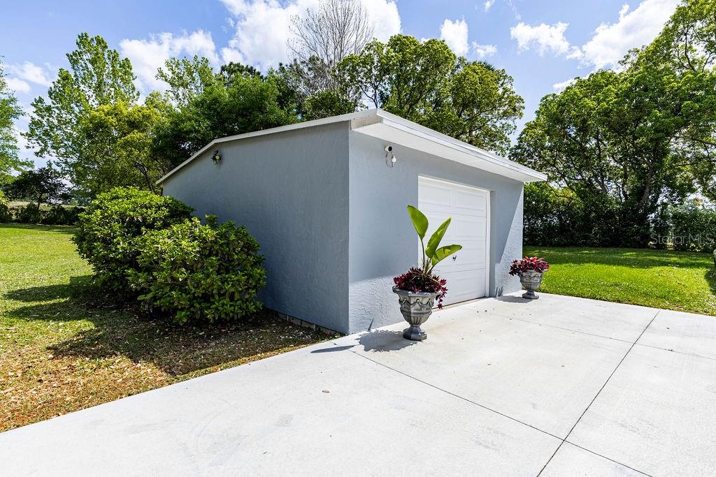 11619 LANE PARK RD, TAVARES, FL, 32778