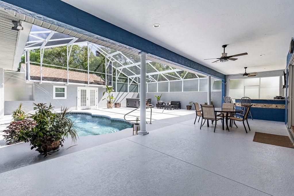 11619 LANE PARK RD, TAVARES, FL, 32778