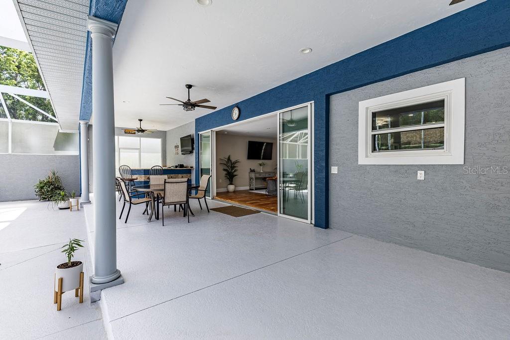 11619 LANE PARK RD, TAVARES, FL, 32778