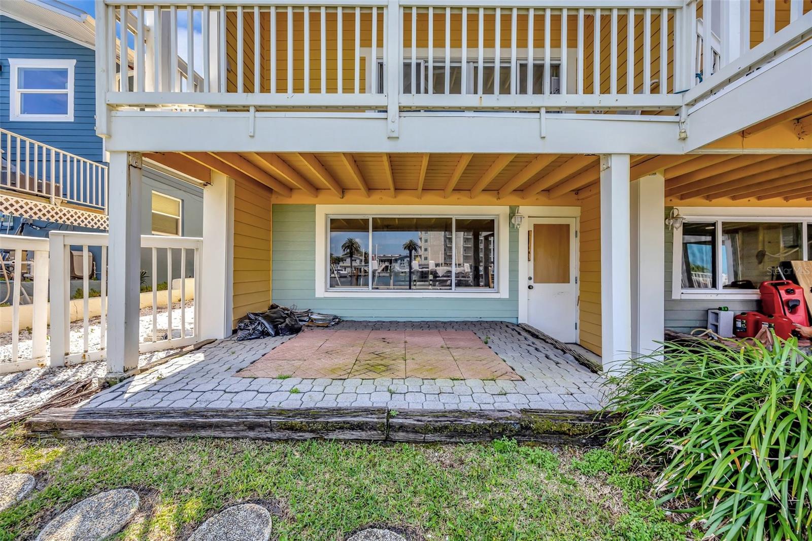 234 DOLPHIN PT #1, CLEARWATER BEACH, FL, 33767