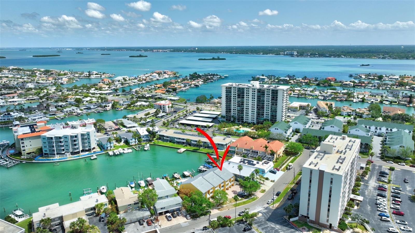 234 DOLPHIN PT #1, CLEARWATER BEACH, FL, 33767