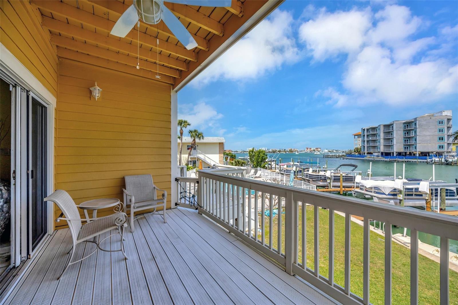 234 DOLPHIN PT #1, CLEARWATER BEACH, FL, 33767
