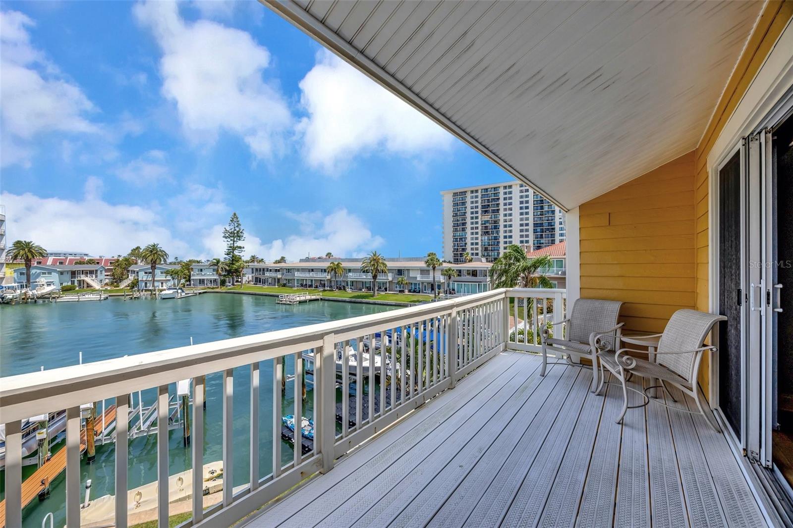 234 DOLPHIN PT #1, CLEARWATER BEACH, FL, 33767