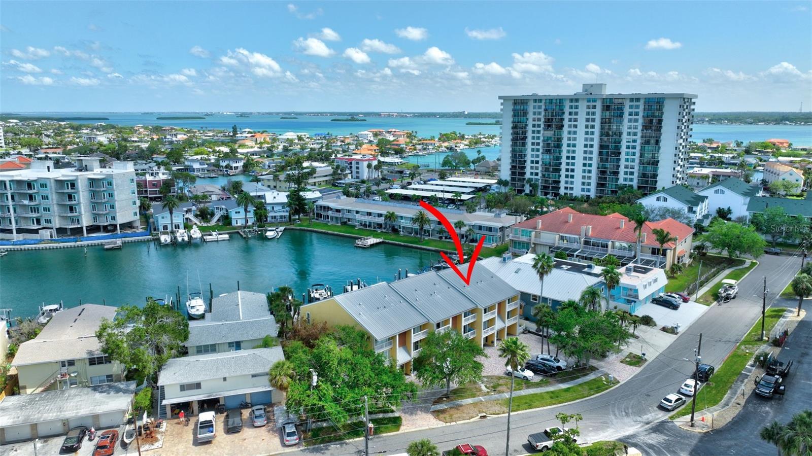 234 DOLPHIN PT #1, CLEARWATER BEACH, FL, 33767