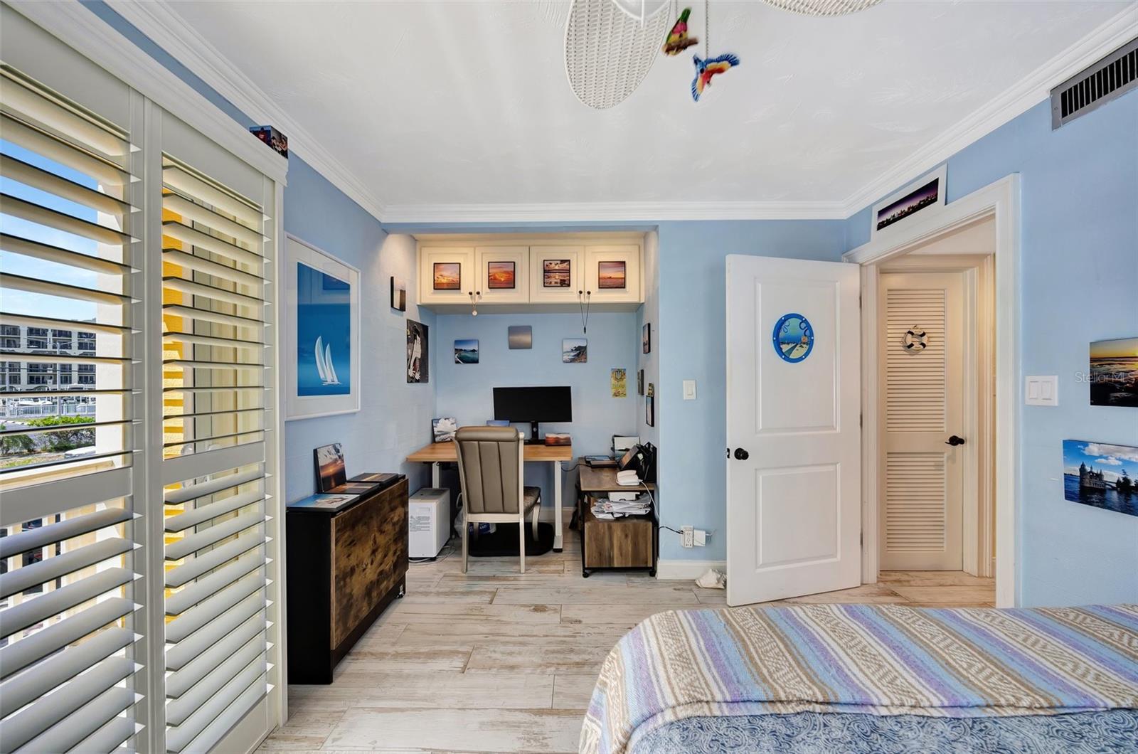 234 DOLPHIN PT #1, CLEARWATER BEACH, FL, 33767