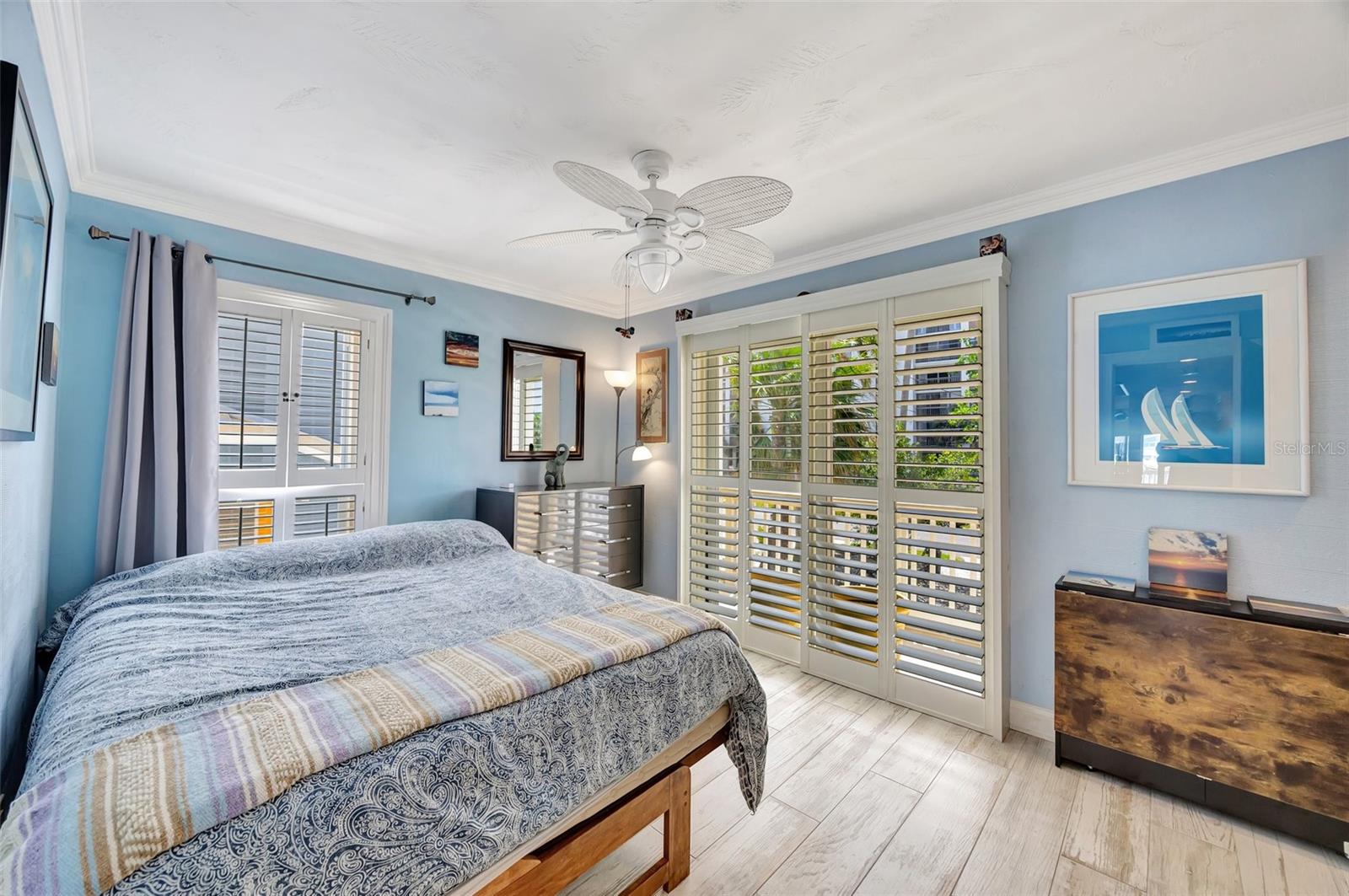 234 DOLPHIN PT #1, CLEARWATER BEACH, FL, 33767