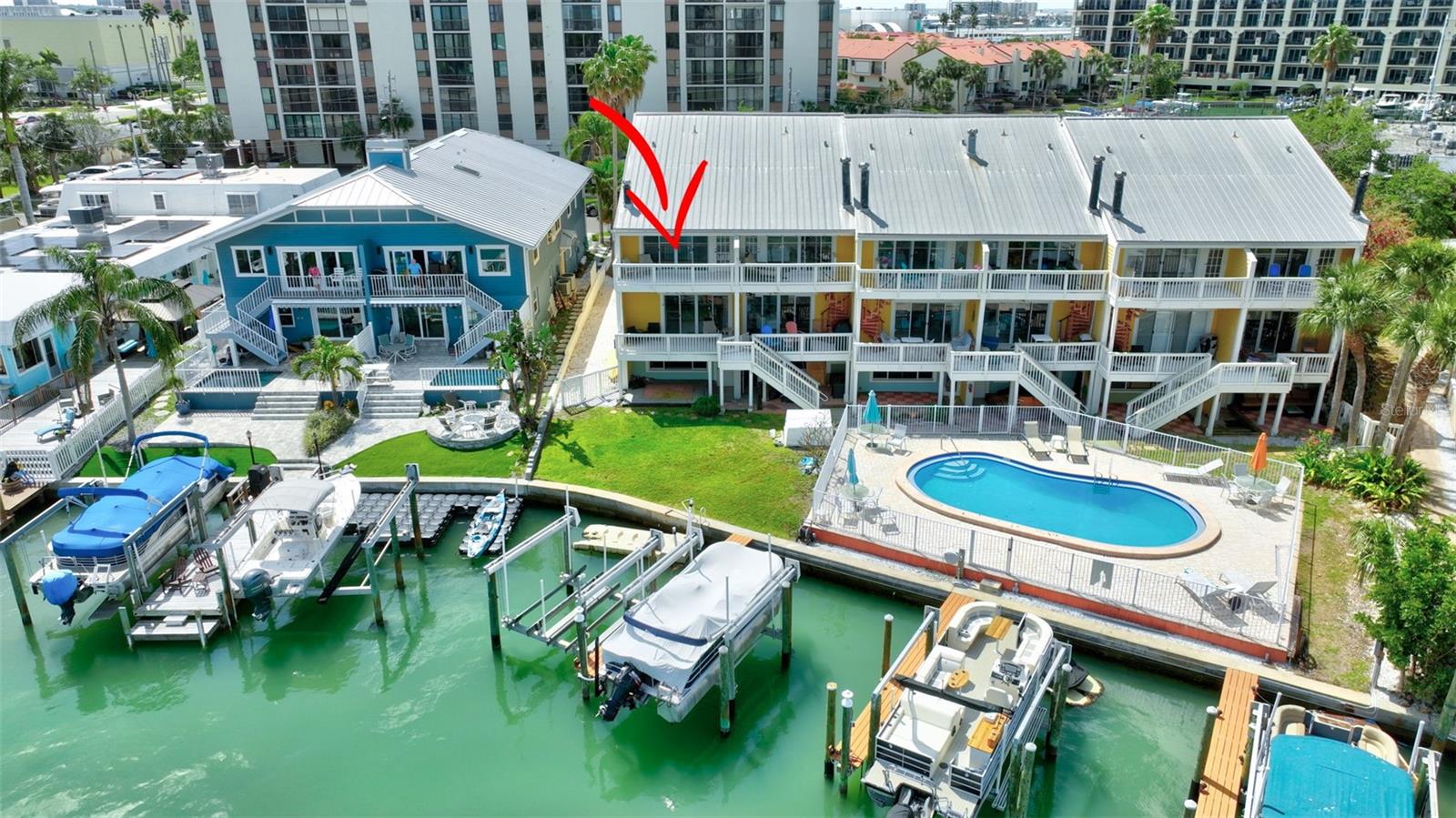 234 DOLPHIN PT #1, CLEARWATER BEACH, FL, 33767