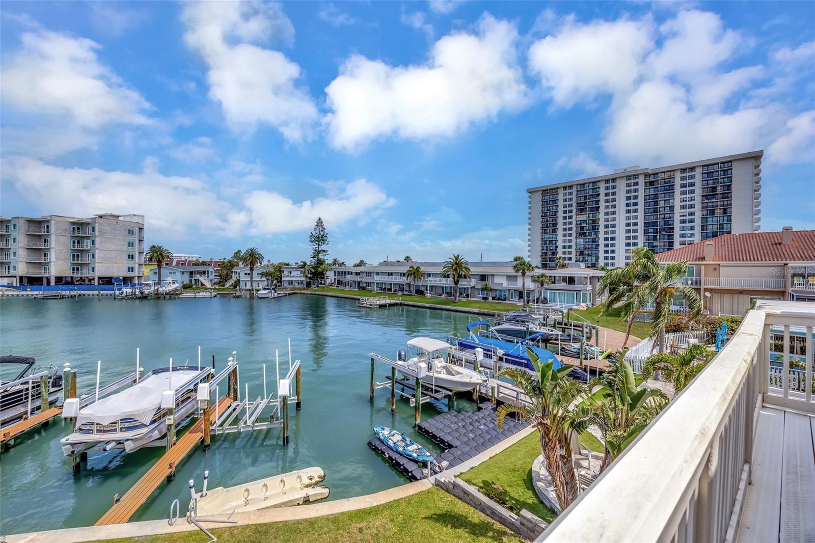 234 DOLPHIN PT #1, CLEARWATER BEACH, FL, 33767