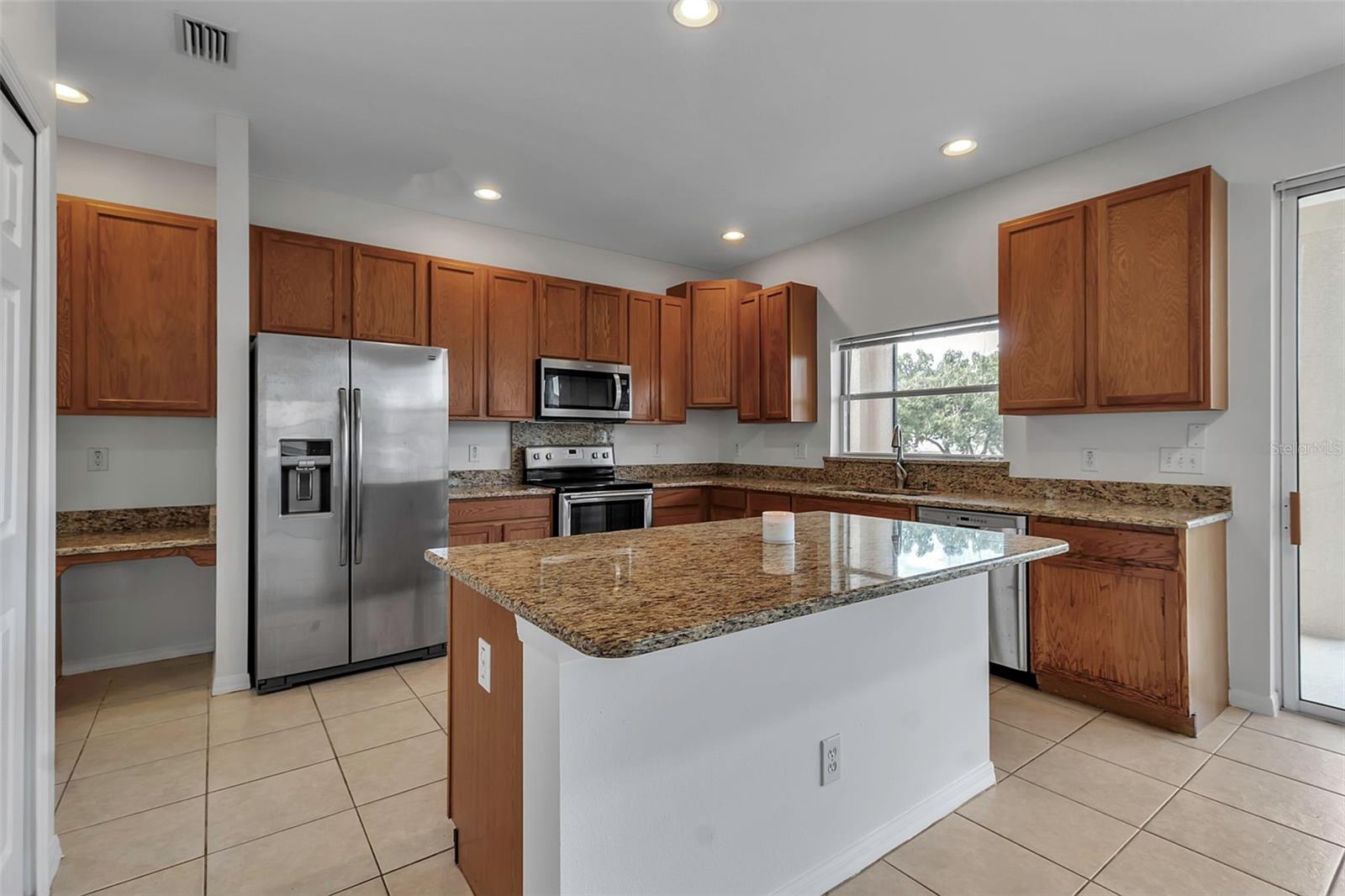 4007 61ST DR E, BRADENTON, FL, 34203