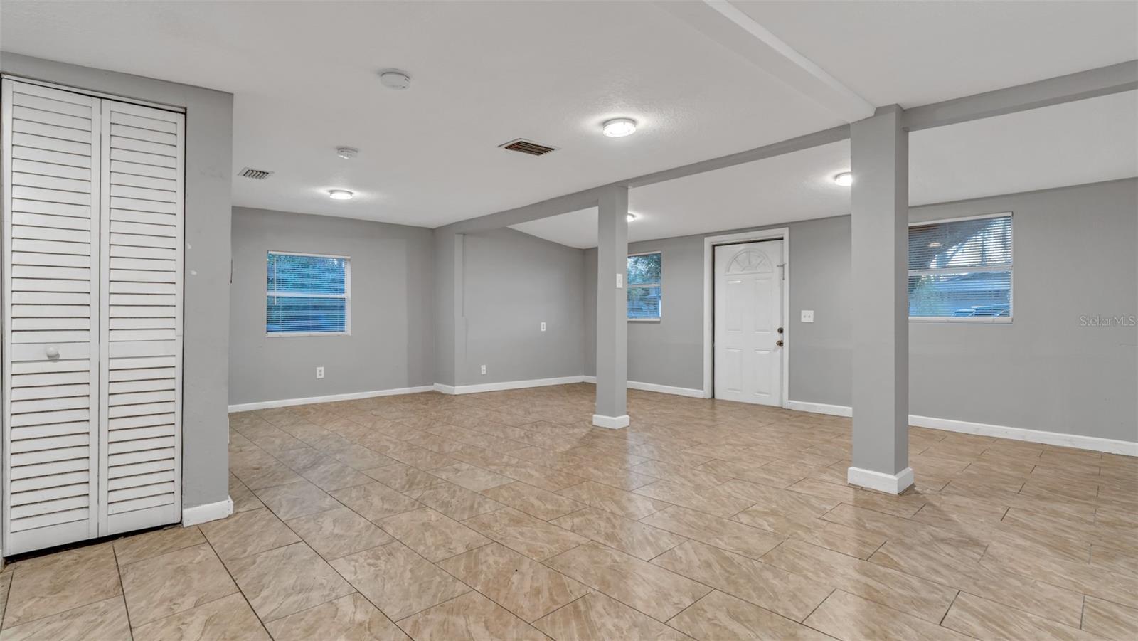 8318 N 14TH ST, TAMPA, FL, 33604