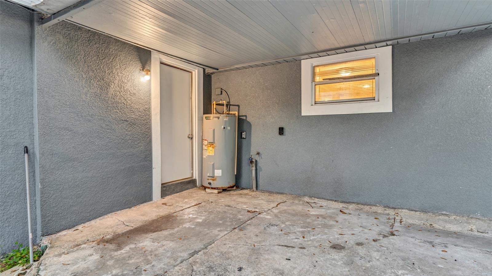 8318 N 14TH ST, TAMPA, FL, 33604