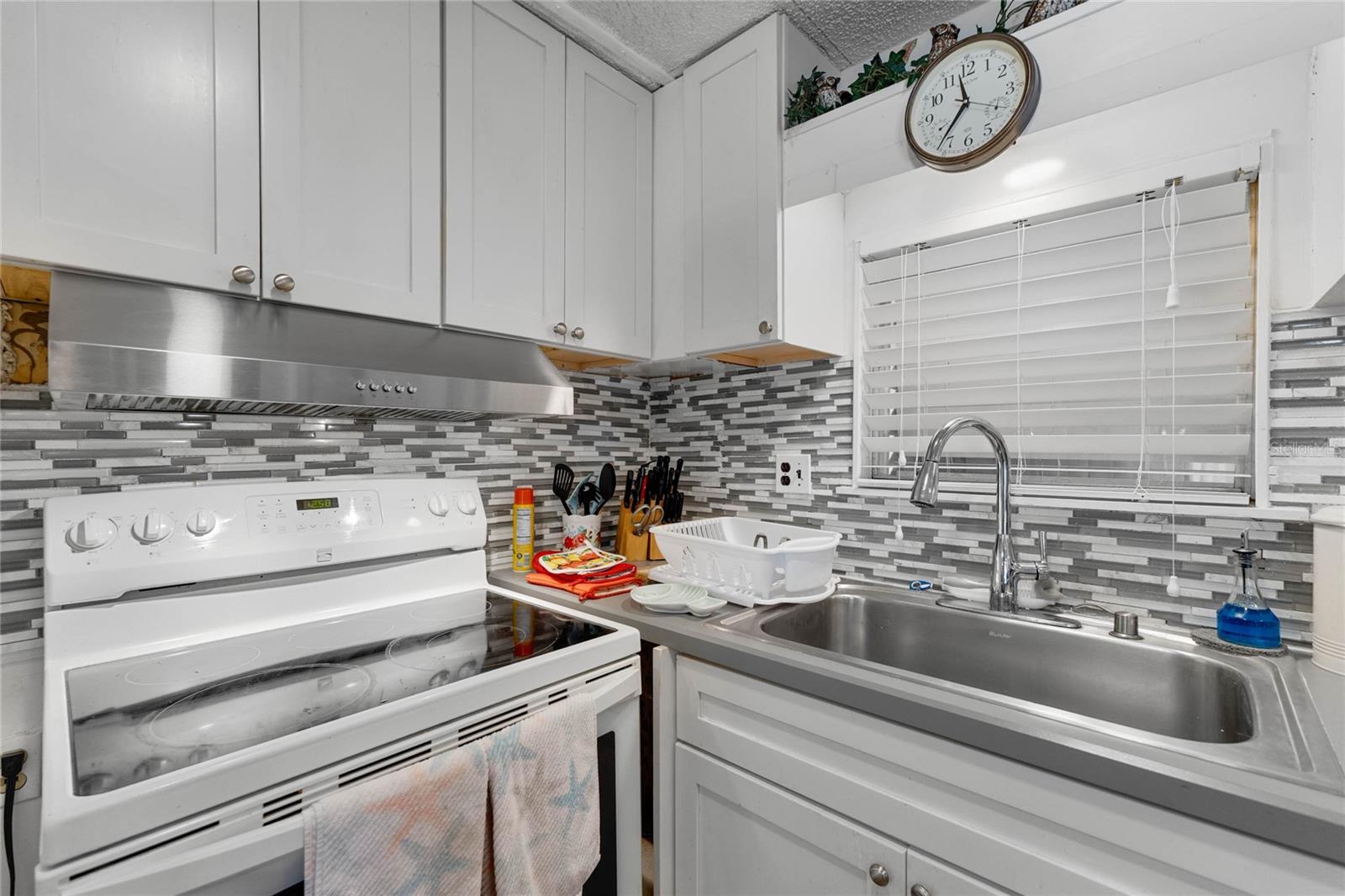 109 DOUGLAS ST, EDGEWATER, FL, 32141