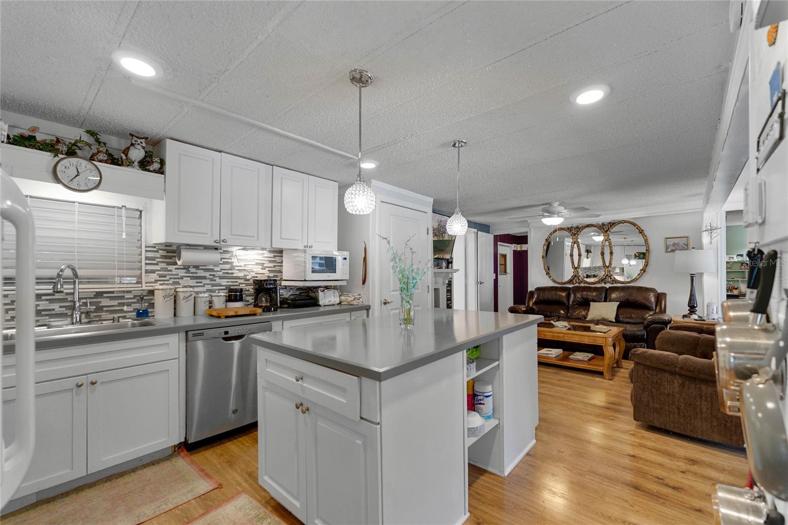109 DOUGLAS ST, EDGEWATER, FL, 32141
