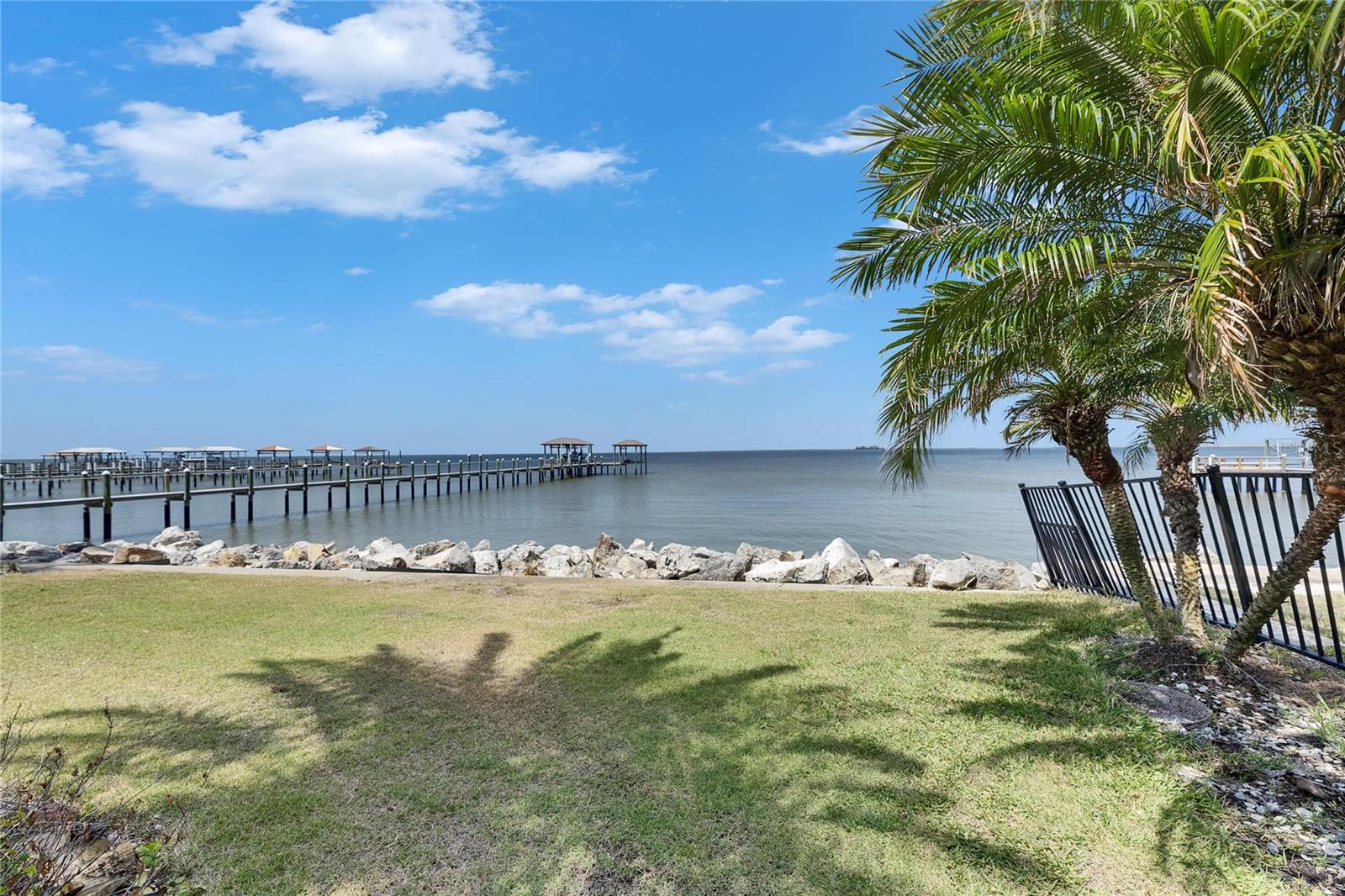 6702 SURFSIDE BLVD, APOLLO BEACH, FL, 33572