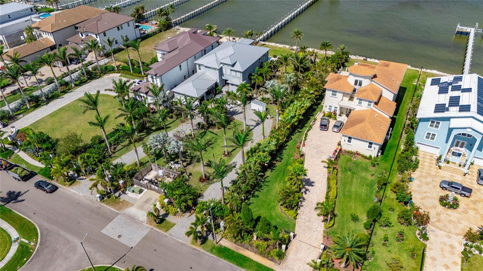 6702 SURFSIDE BLVD, APOLLO BEACH, FL, 33572