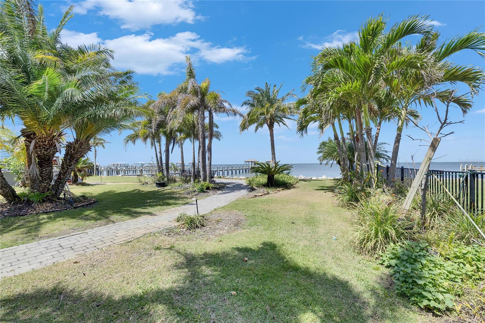 6702 SURFSIDE BLVD, APOLLO BEACH, FL, 33572